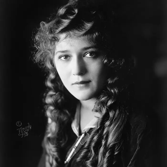 Mary Pickford