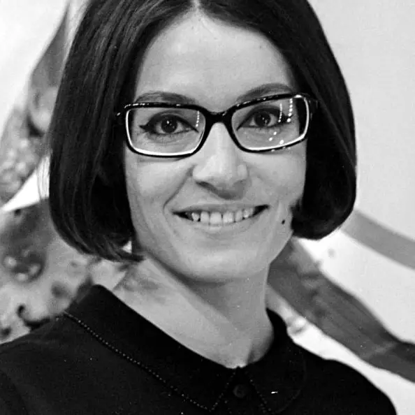 Nana Mouskouri